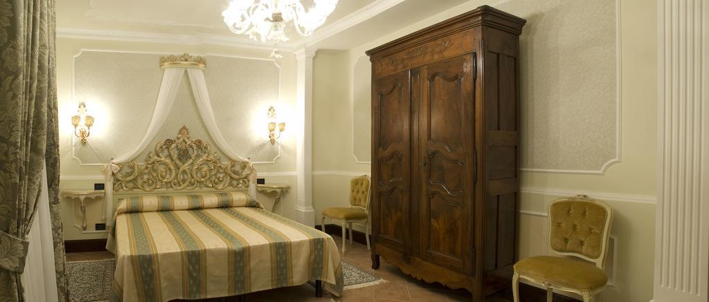 Appartamento Ca' Cavalli Veneţia Cameră foto